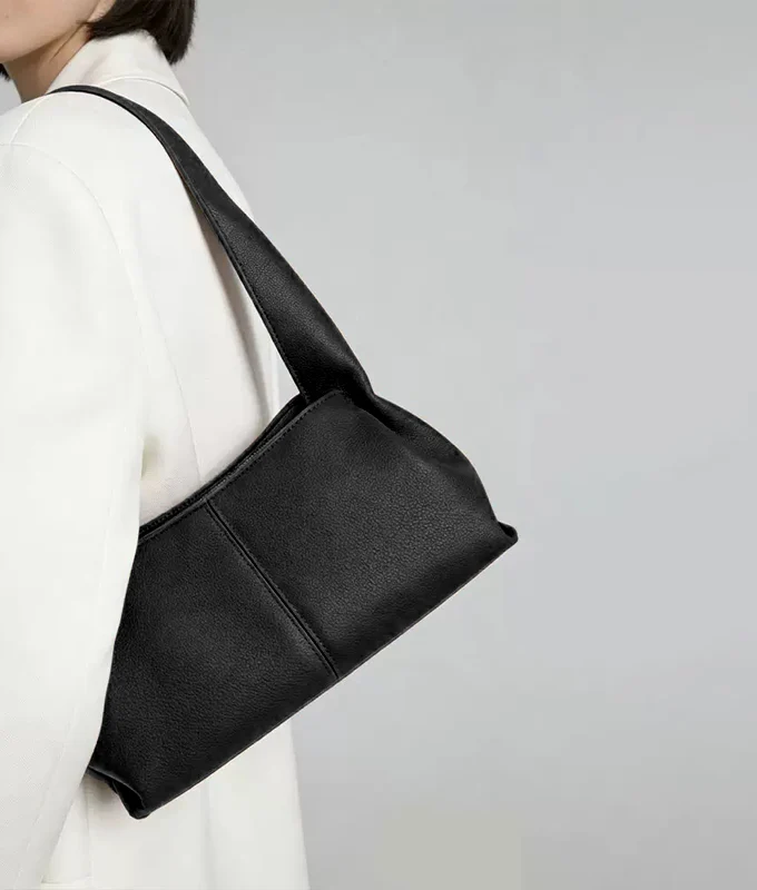 Esmé Shoulder Bag