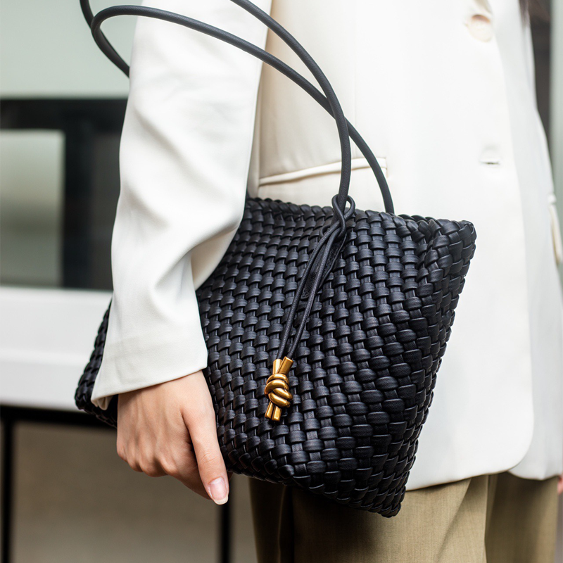Sorraia Shoulder Bag - Image 50