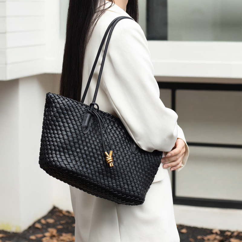 Sorraia Shoulder Bag - Image 47