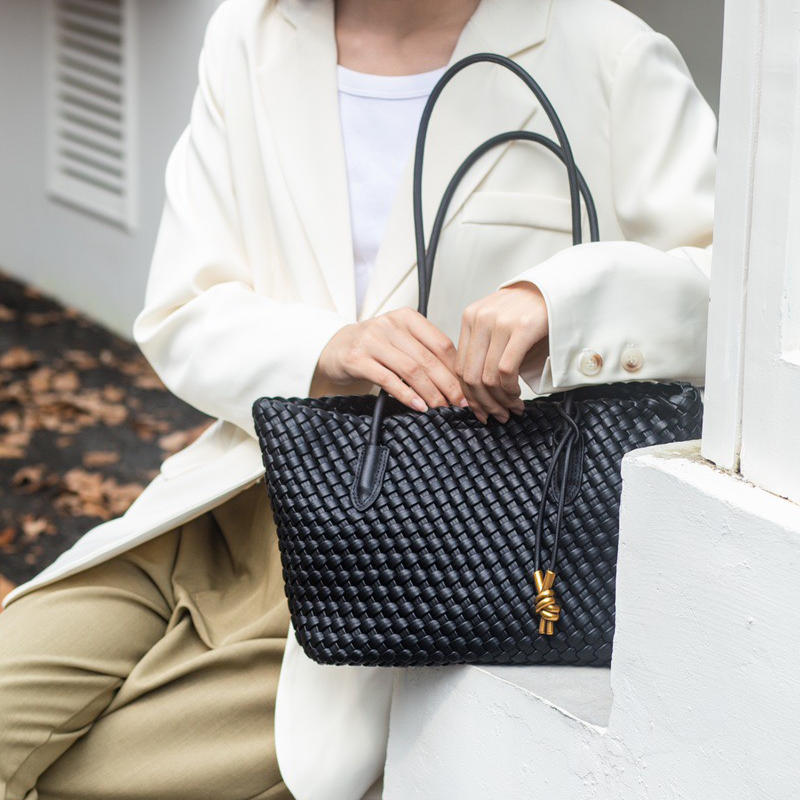 Sorraia Shoulder Bag - Image 46