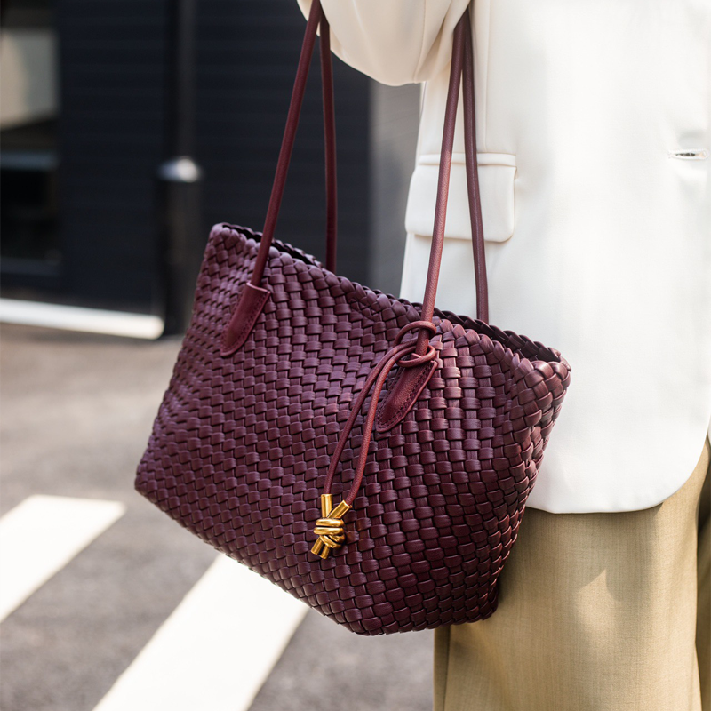 Sorraia Shoulder Bag - Image 41