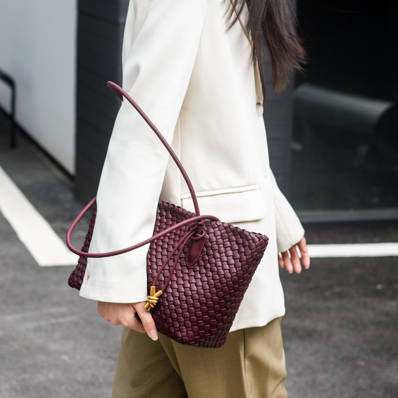 Sorraia Shoulder Bag - Image 40