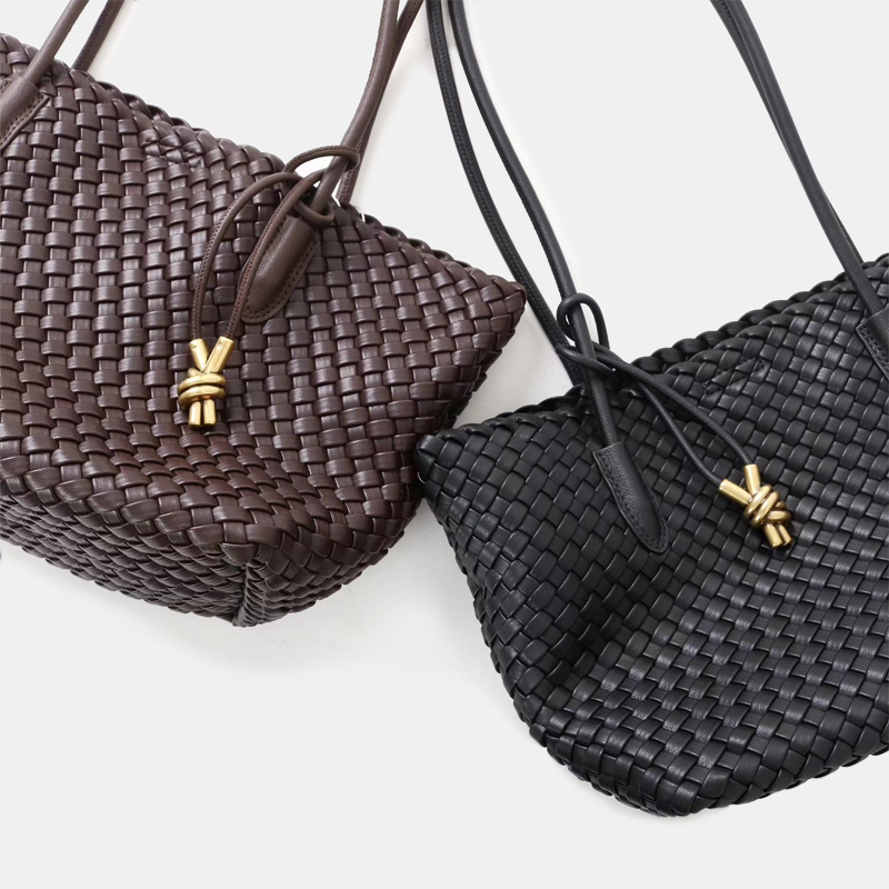 Sorraia Shoulder Bag - Image 25